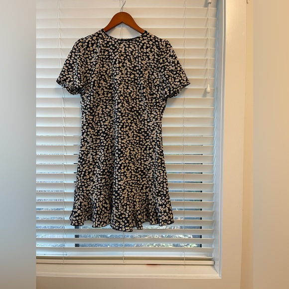 SHEIN Sunflower Dress - Picture 2 of 7